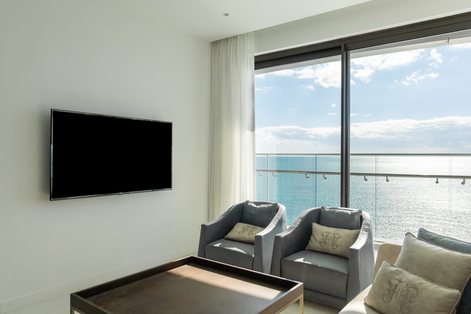 2 BR Apartment in Germasogeia, Limassol photo 3