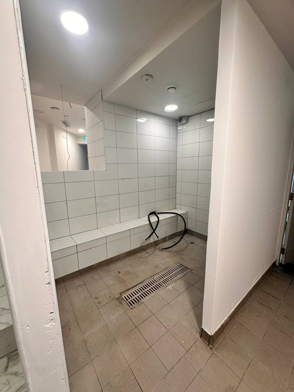 Commercial space for office in Agia Zoni, Limassol photo 16