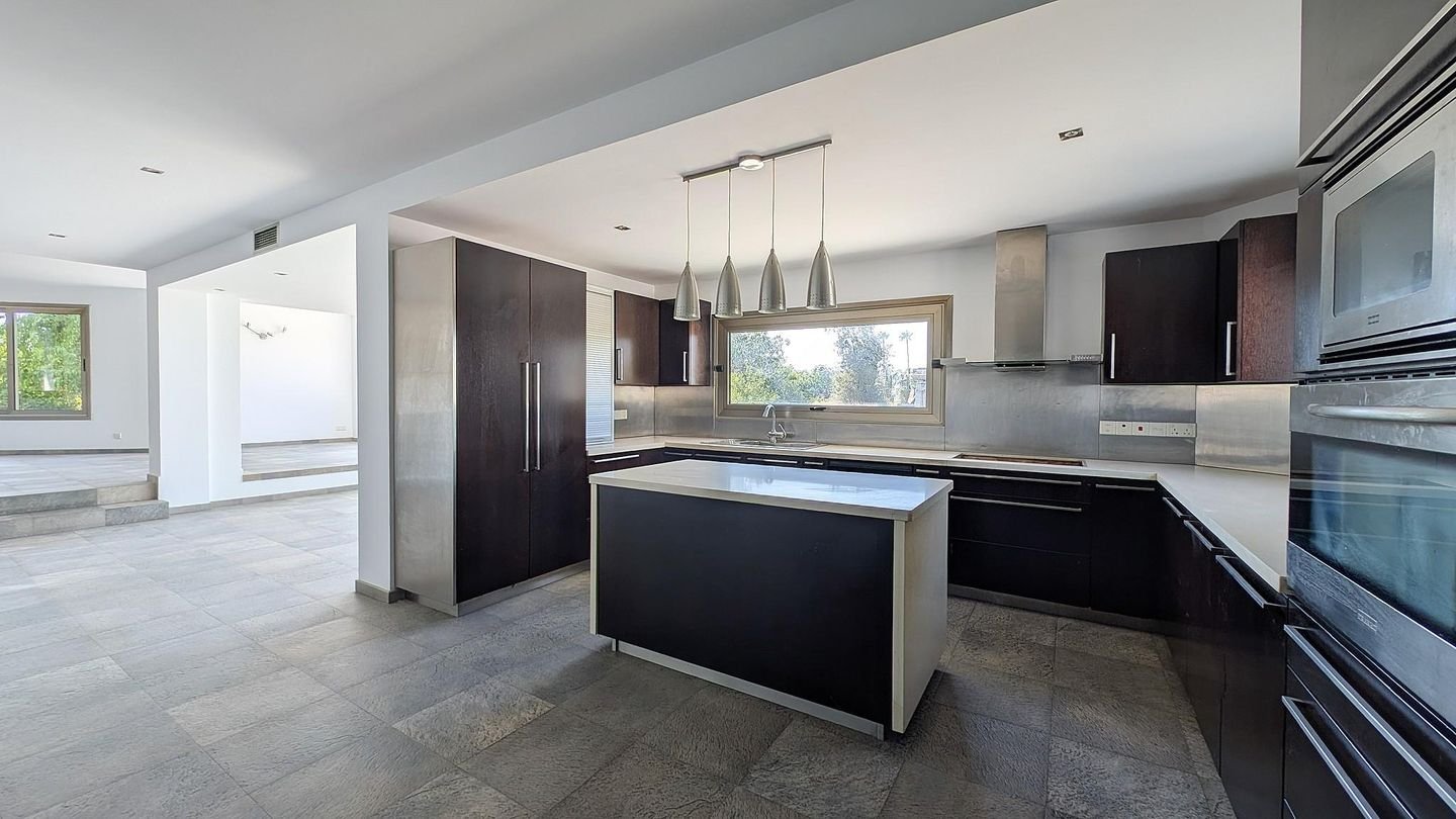 Two storey house in Pano Deftera, Nicosia photo 14