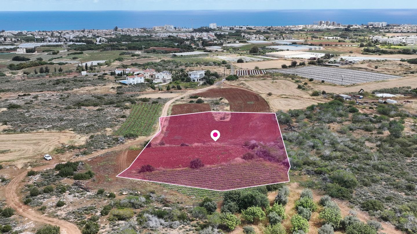Large Agricultural Field in Paralimni, Ammochostos photo 2