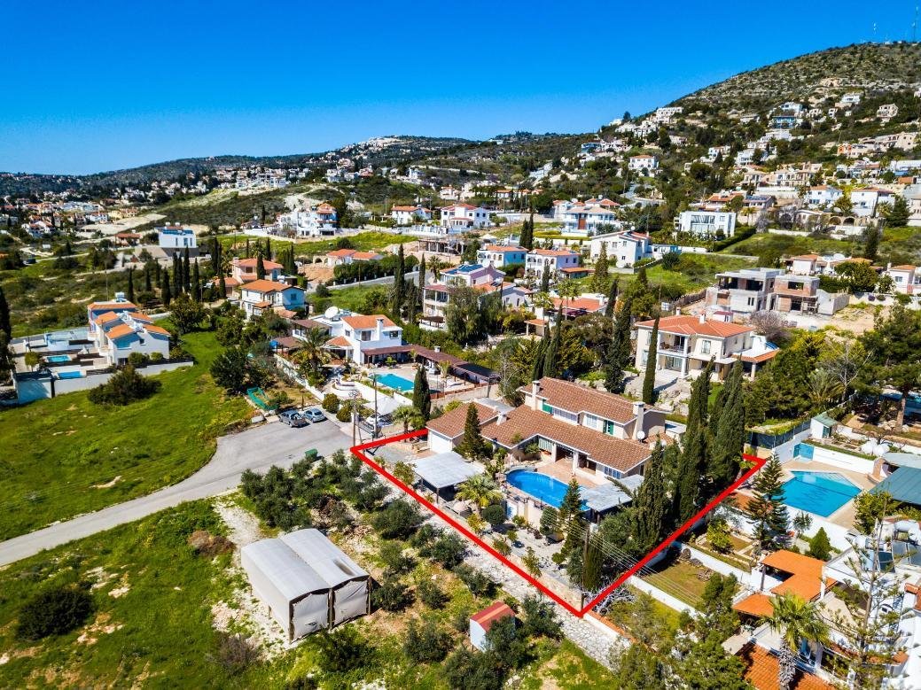 Two-storey house in Tala, Paphos photo 4