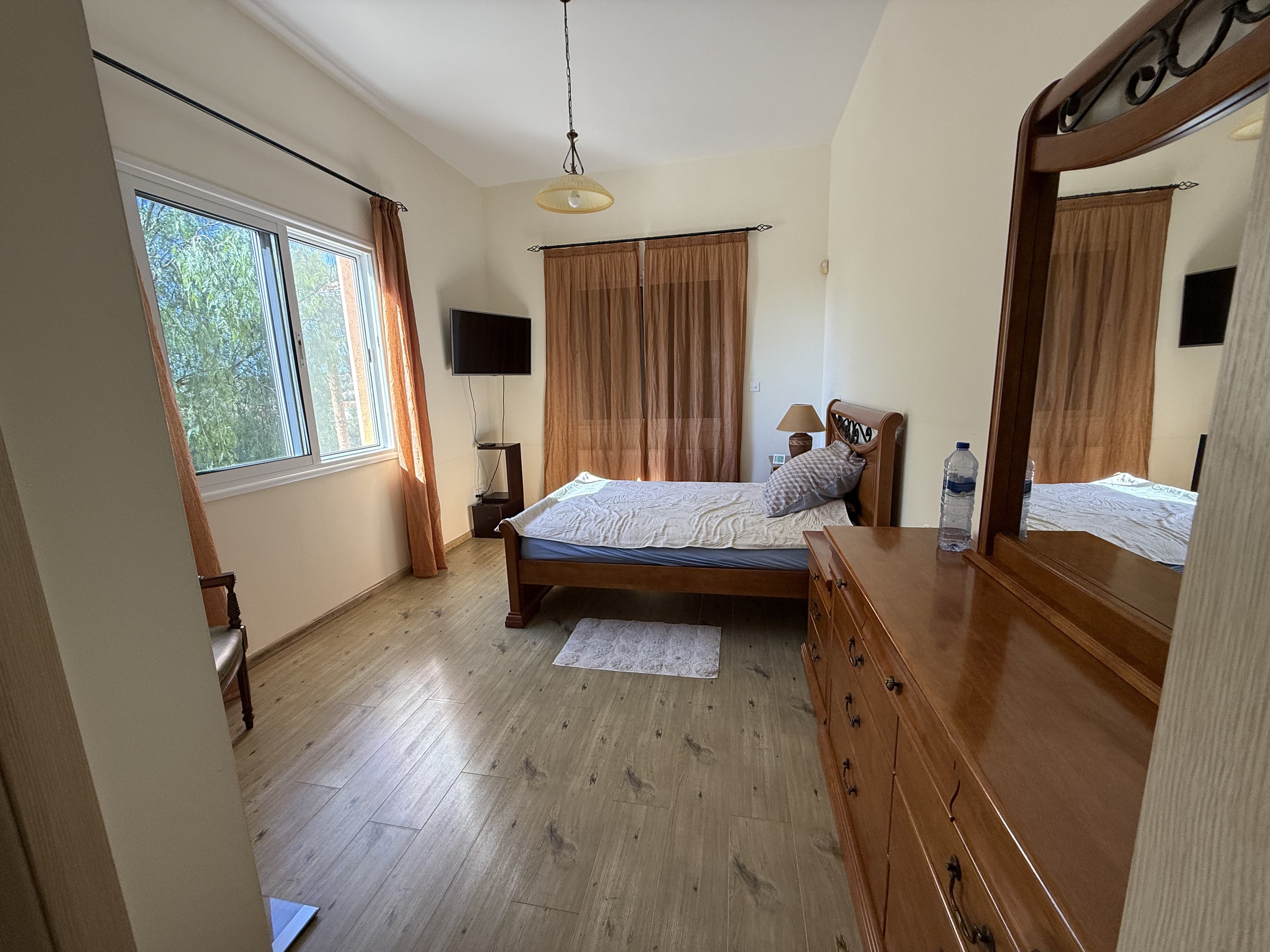 4 BR House in Mouttagiaka, Limassol photo 12