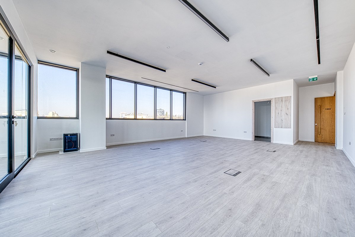 Office in business centre in Agia Zoni, Limassol photo 4