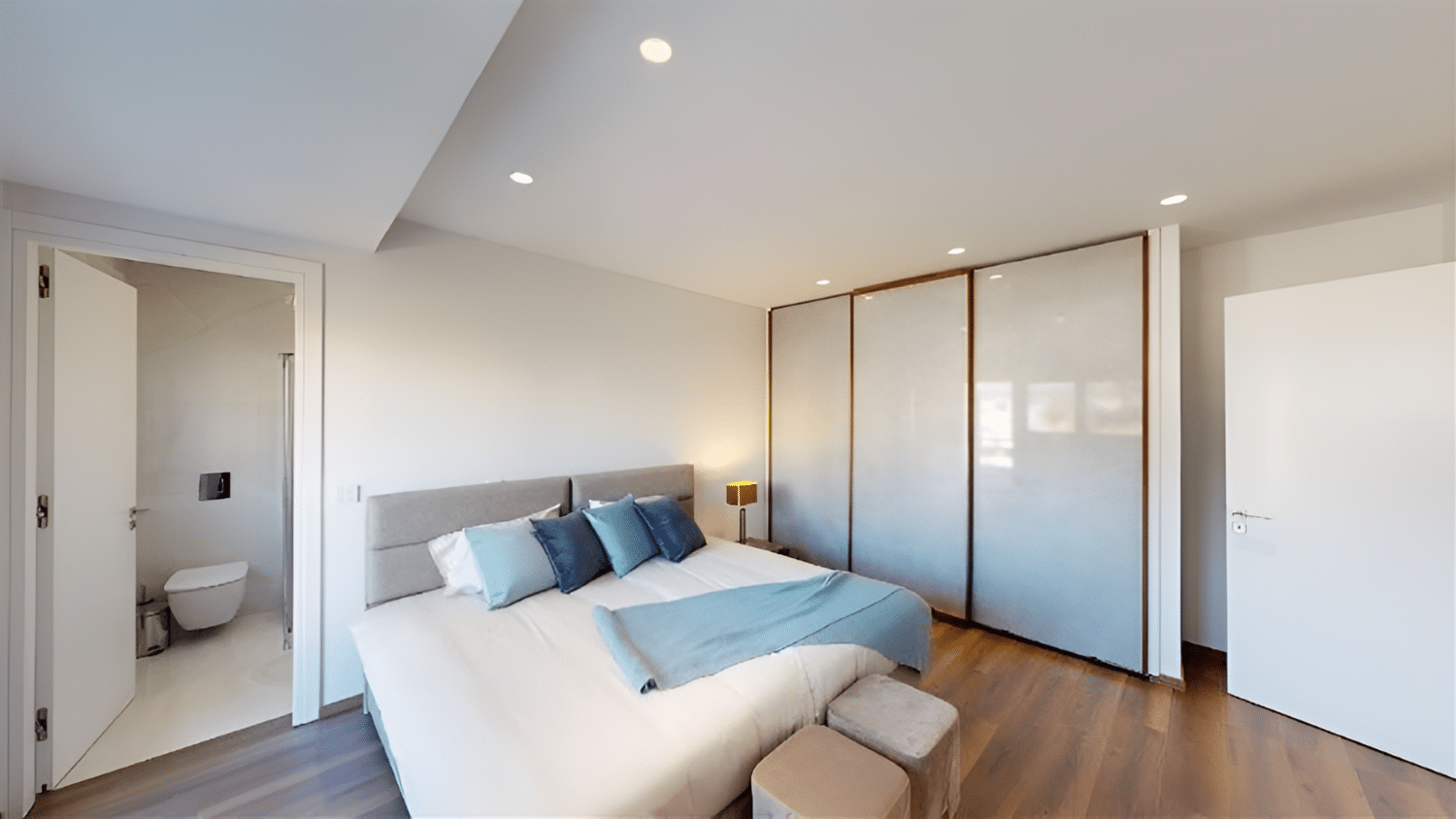 4 BR Luxury Apartment in Agios Tychonas, Limassol photo 6