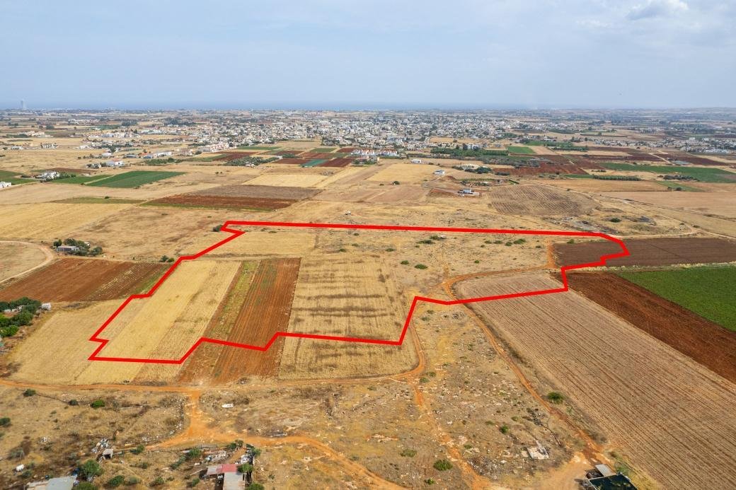 Shared agricultural field in Liopetri, Famagusta photo 4