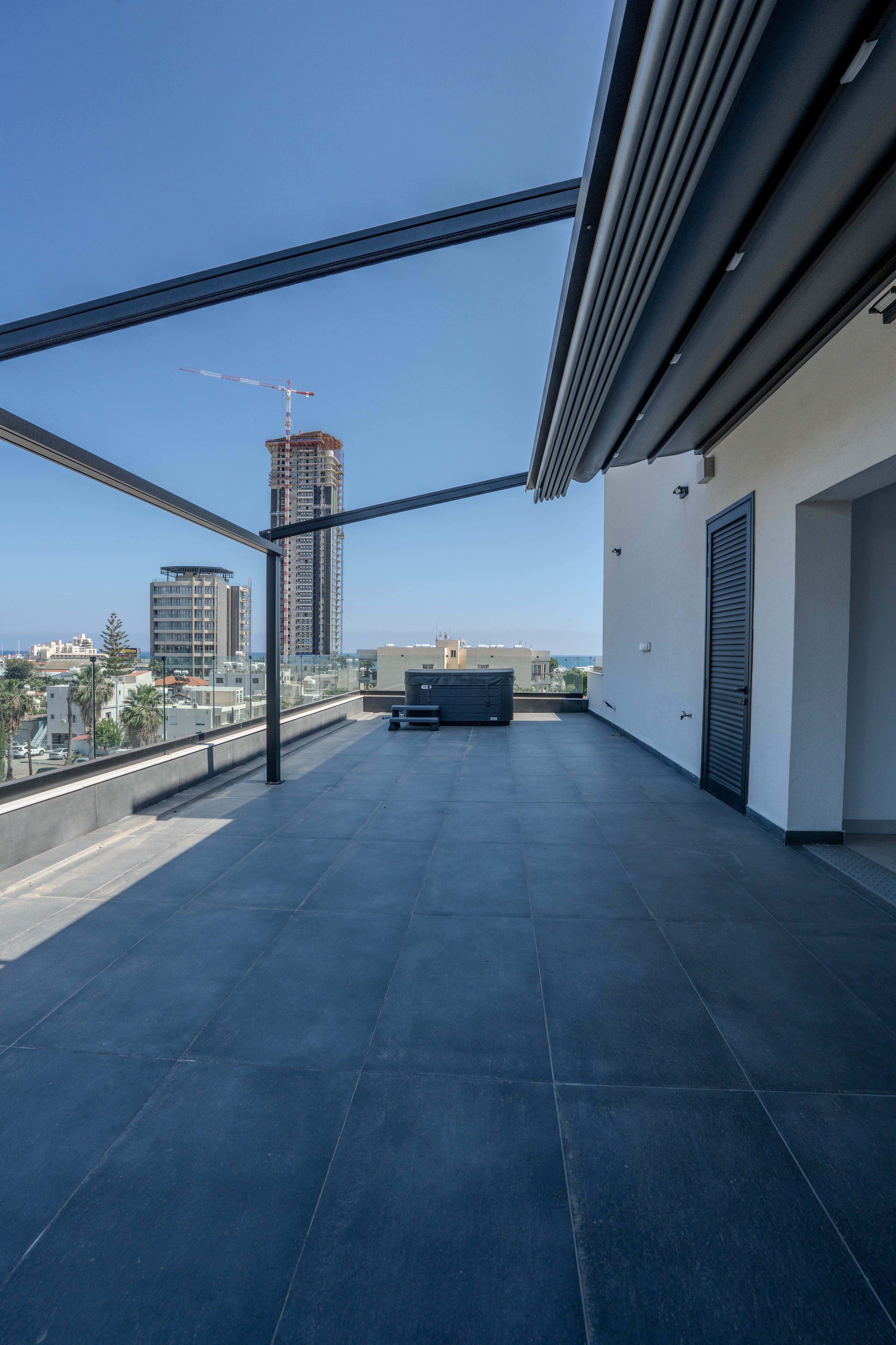 3 BR Penthouse in Arnaoutogeitonia, Limassol photo 8