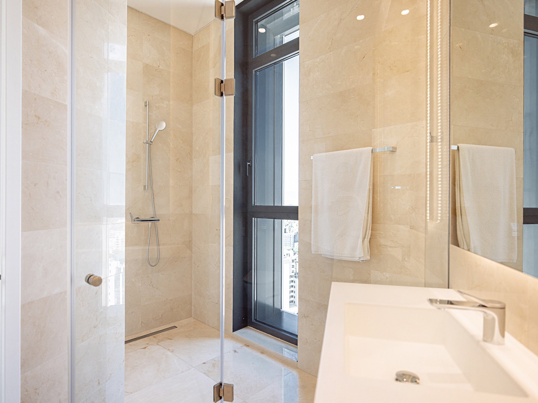 3 BR Penthouse in Nicosia Center photo 18