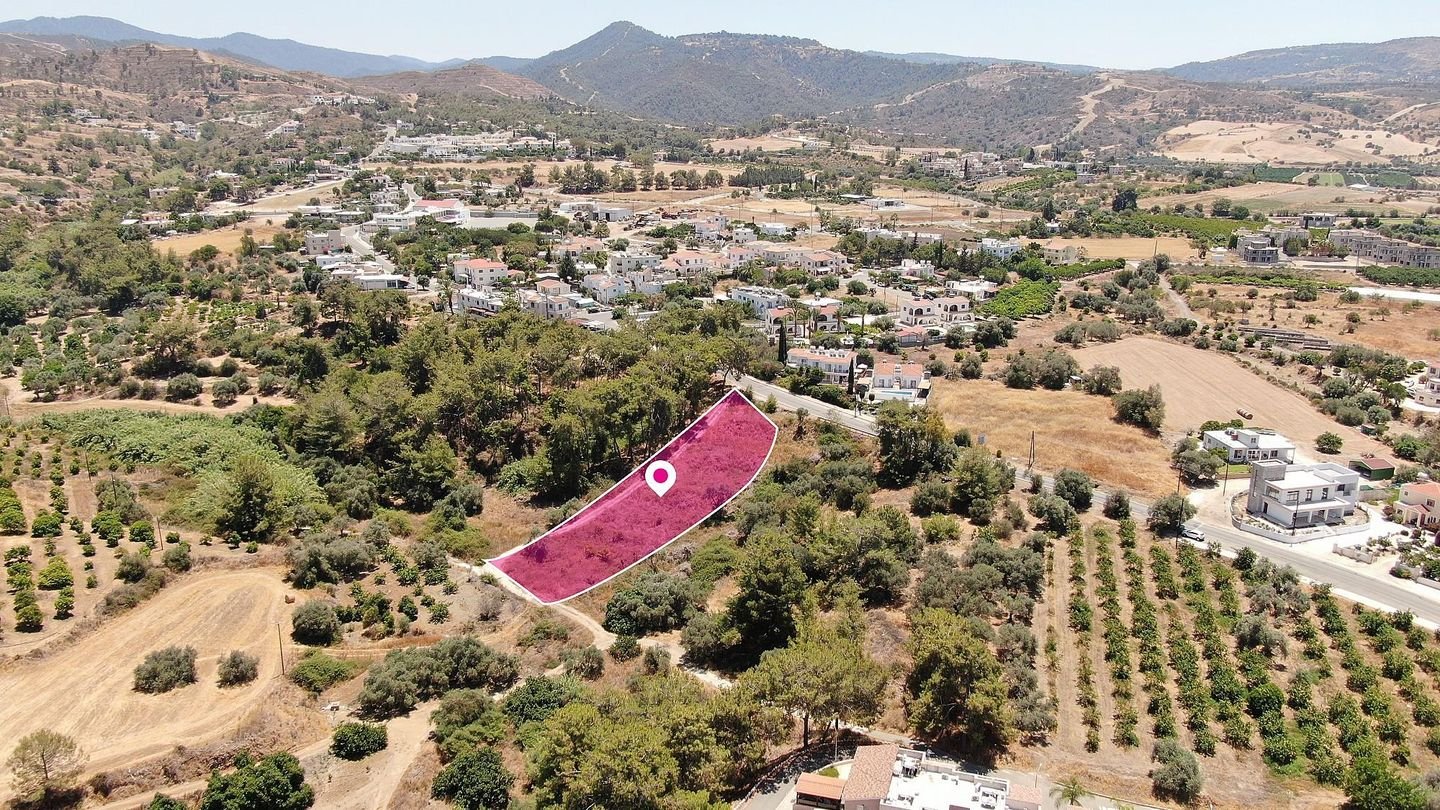 Residential field, Argaka, Paphos photo 2