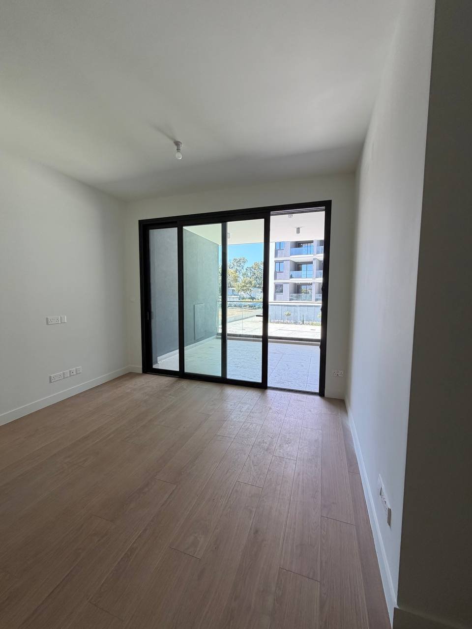 1 BR Apartment in Zakaki, Limassol photo 6