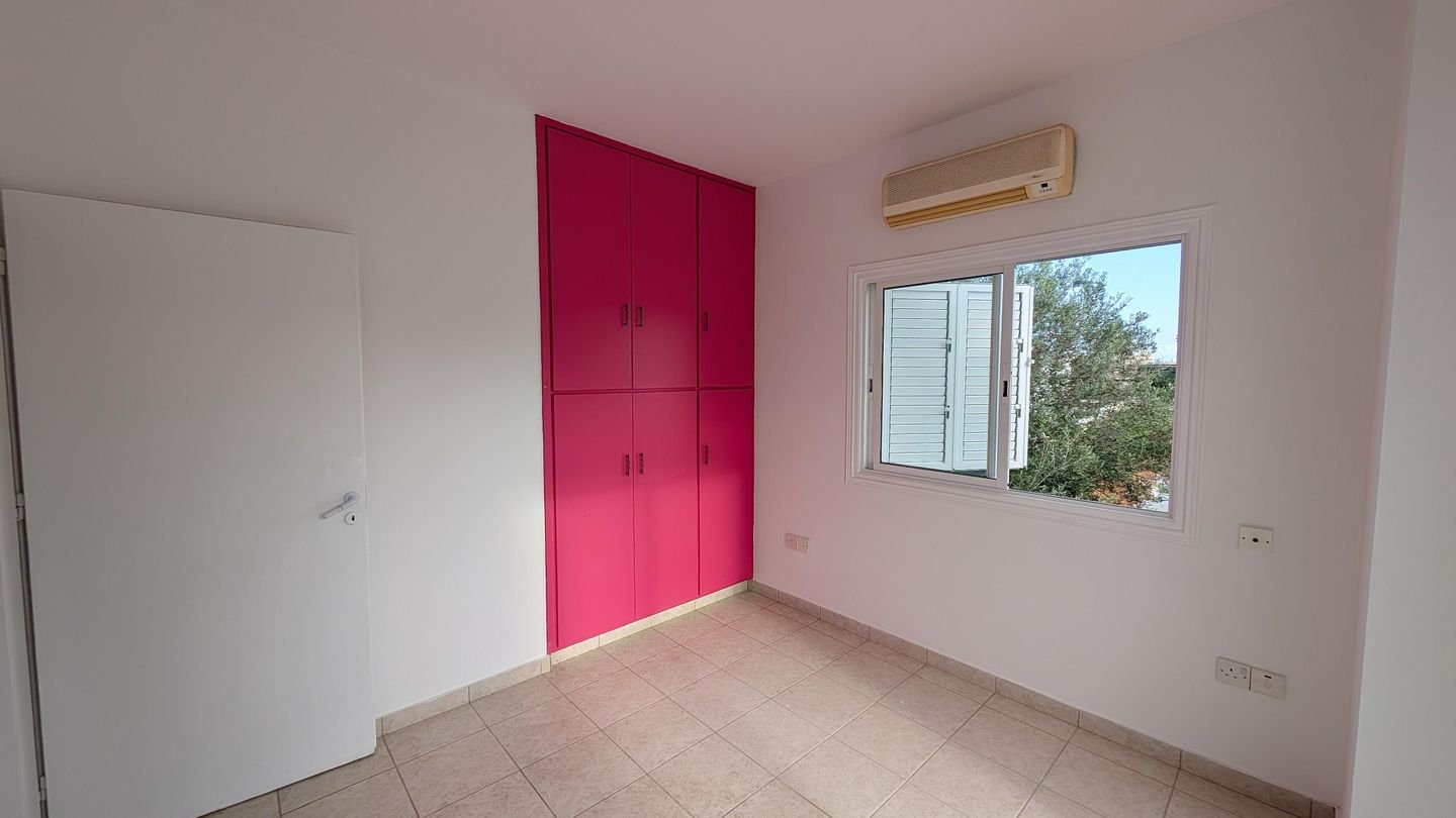 Coastal Living: 3-Bedroom House in Paralimni, Ammochostos photo 18