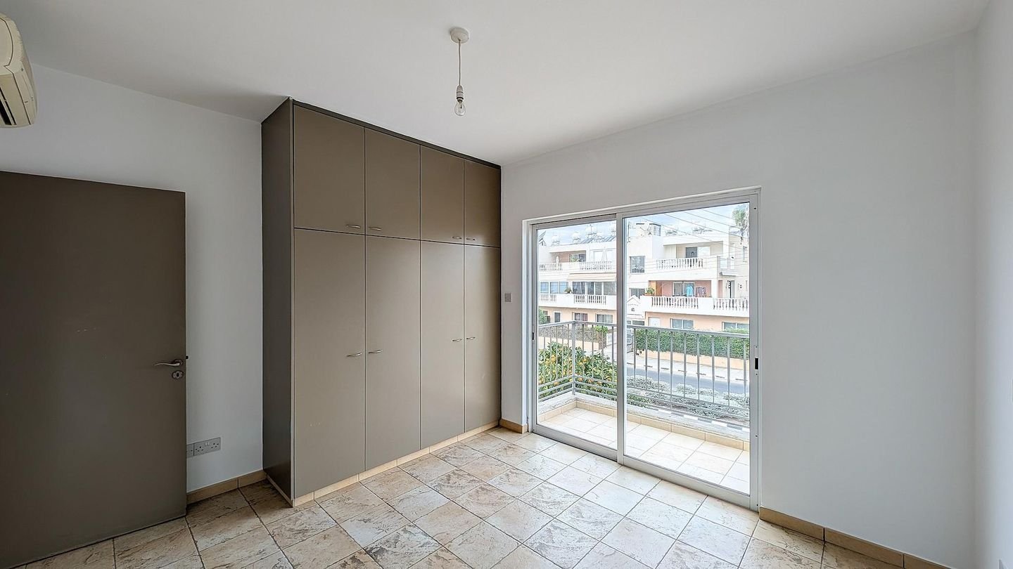 Two-storey, semi detached house, Universal area, Paphos photo 16