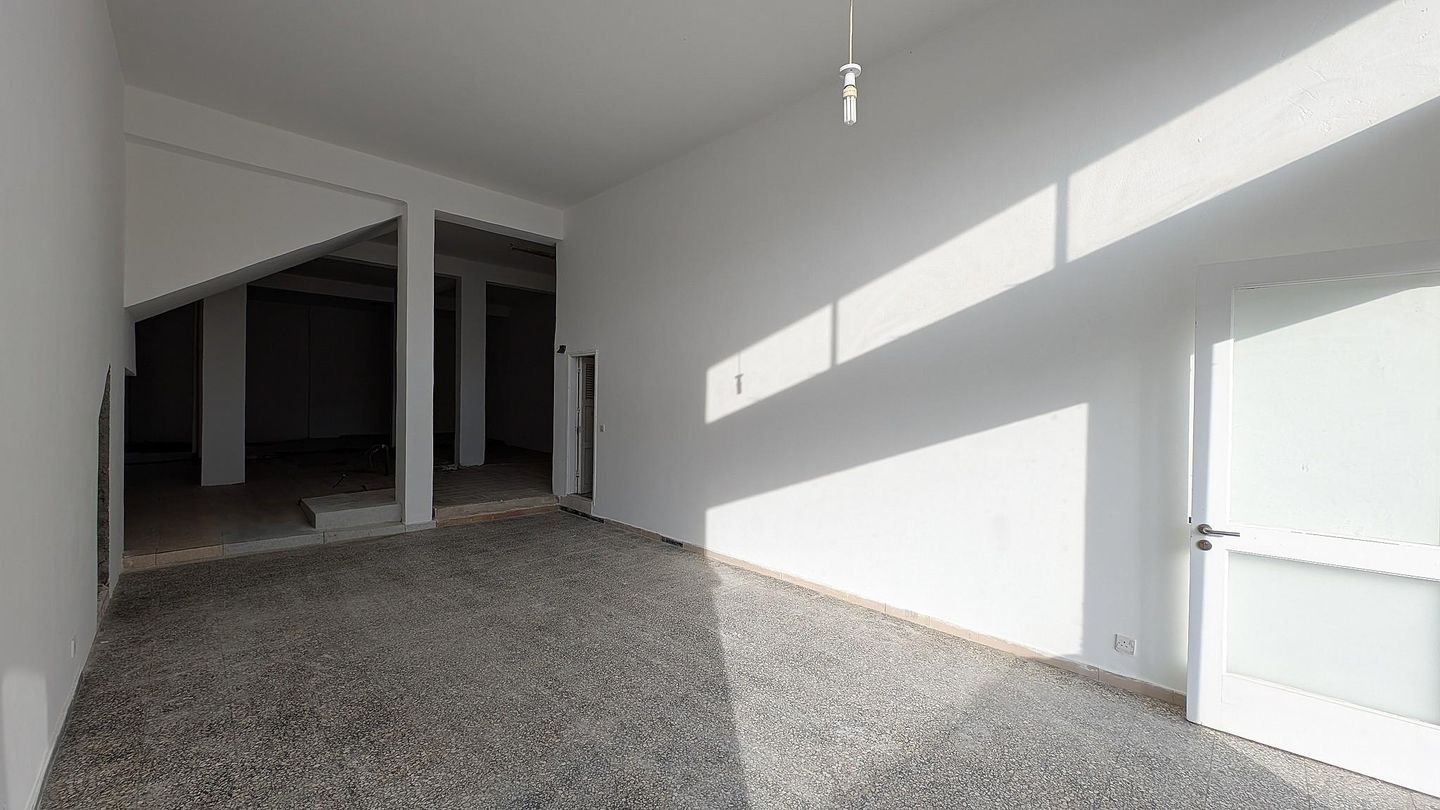 Two Shop Commercial Building in Kaimakli, Nicosia photo 12