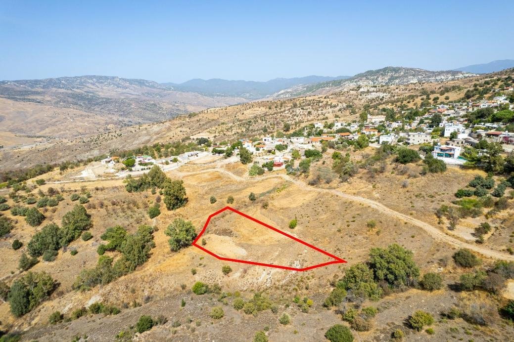 Residential field in Kelokedara, Paphos photo 3