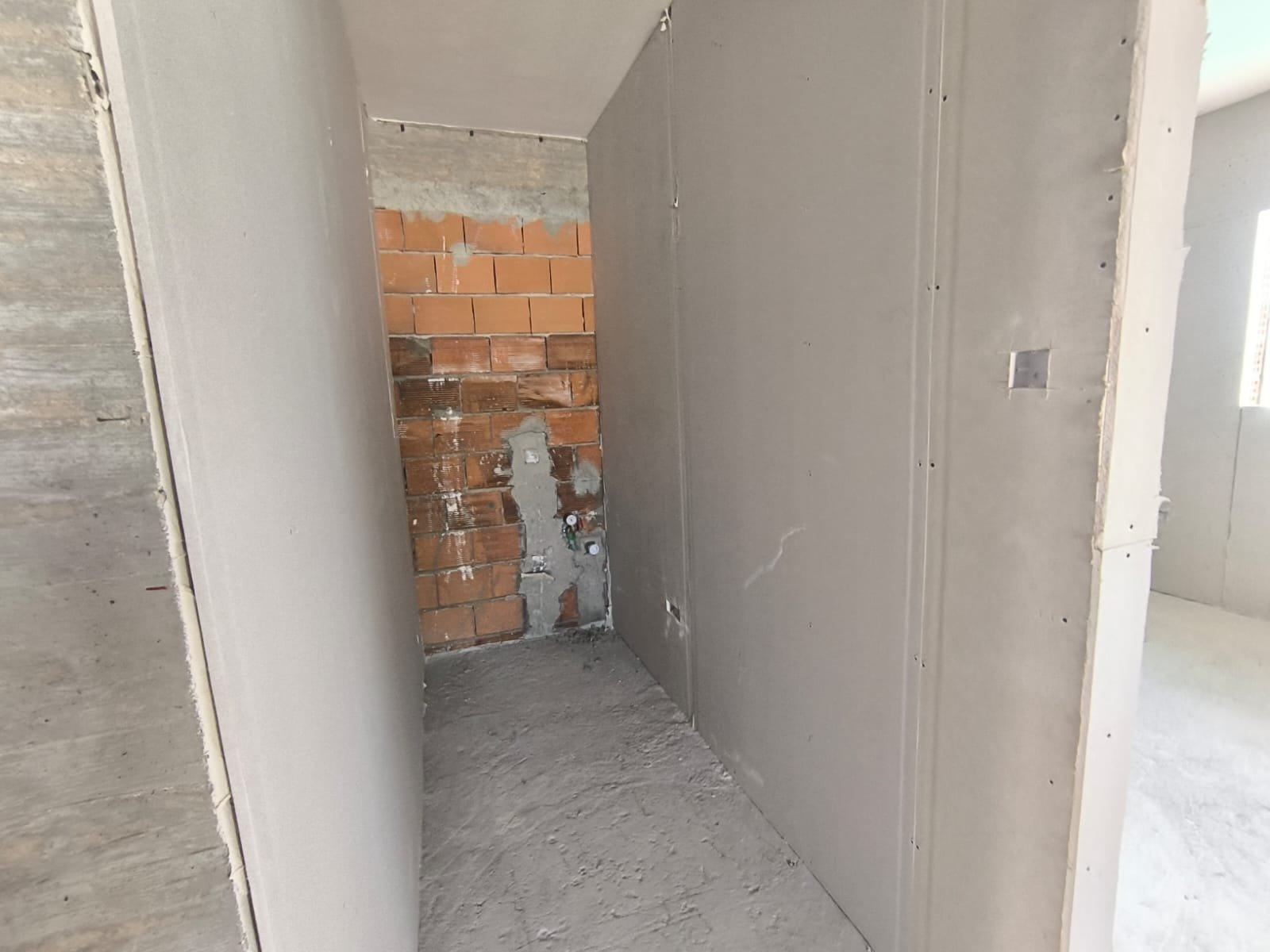 3 BR Apartment in Aradippou, Larnaca photo 12