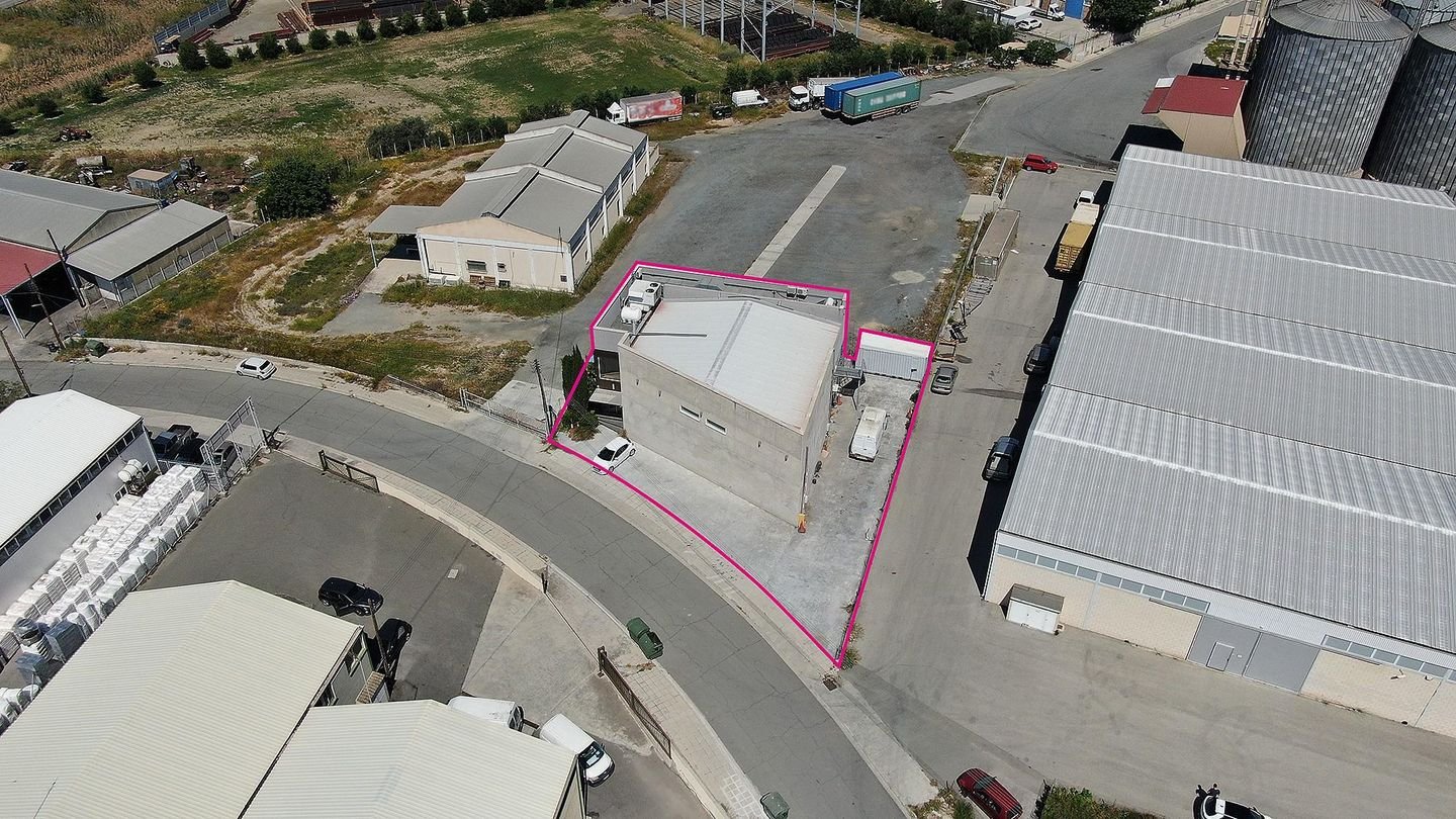 Yield Producing Two storey Commercial Building in Dali, Nicosia photo 3