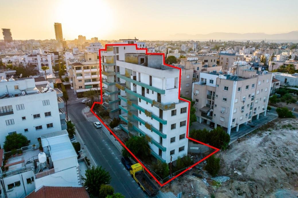 Residential building blocks in Agioi Konstantinou & Elenis, Nicosia photo 2
