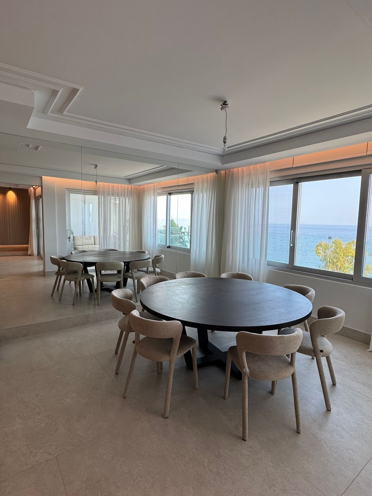 4 BR Luxury Apartment in Agios Tychonas, Limassol photo 4