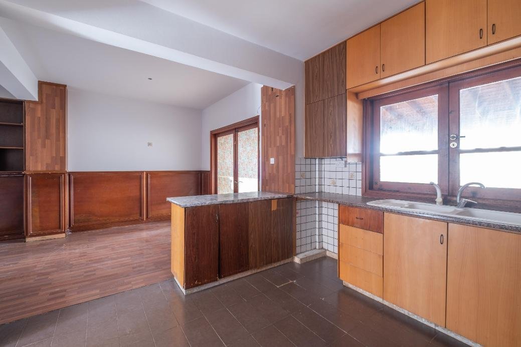 4 bedroom house in Latsia, Nicosia photo 2