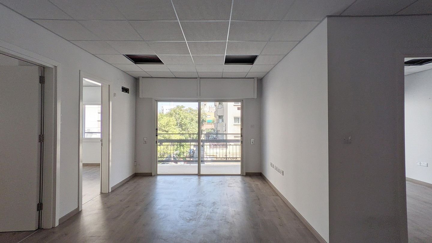 Office Unit in Agioi Omologites, Nicosia photo 19