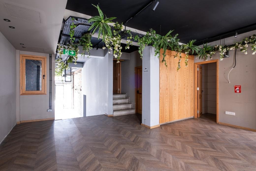 Shop on Eleftherias Square, Nicosia photo 6