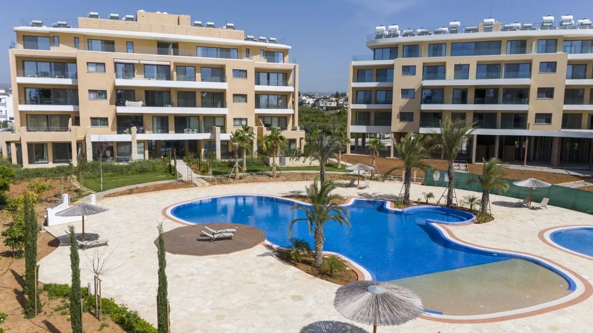1 BR Apartment in Limassol photo 6