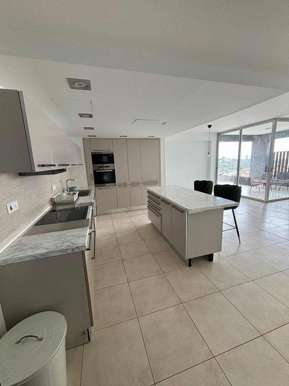 3 BR Apartment in Germasogeia, Limassol photo 4