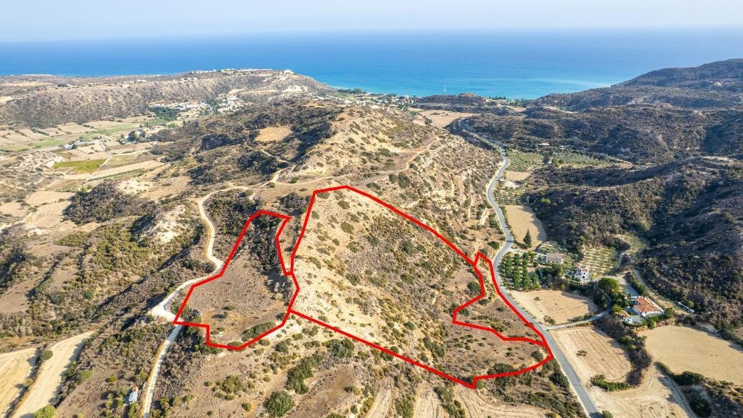 Agricultural fields in Pissouri, Limassol photo 1
