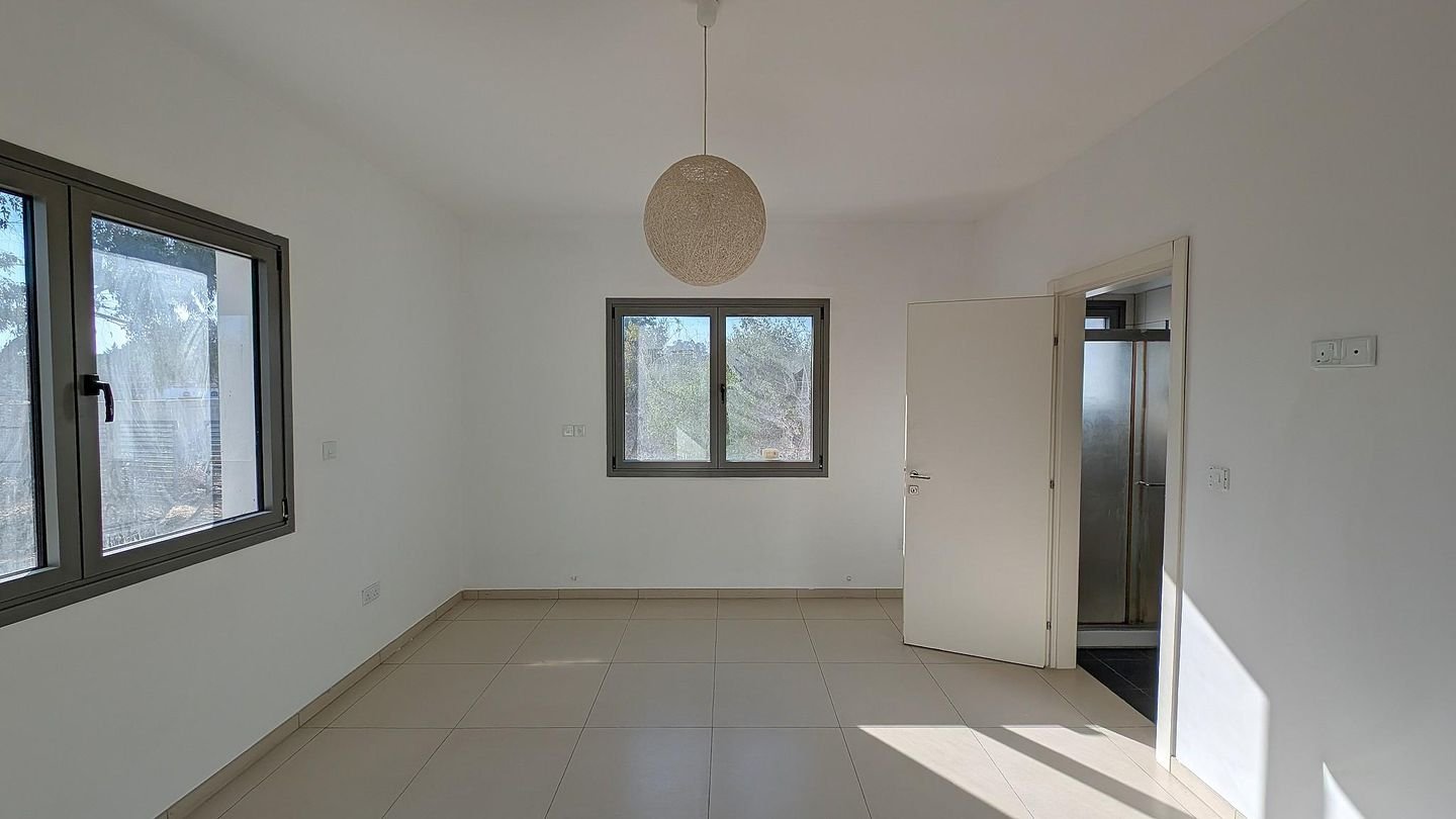 Elegant Detached Home with Pool in Moni, Limassol photo 20