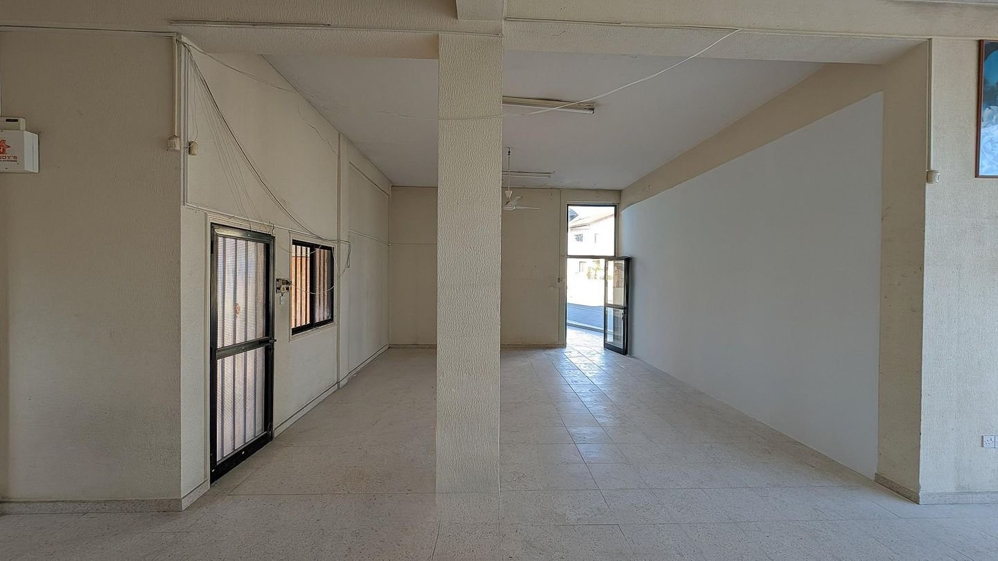 Building with two shops located in Anafotida, Larnaca photo 17