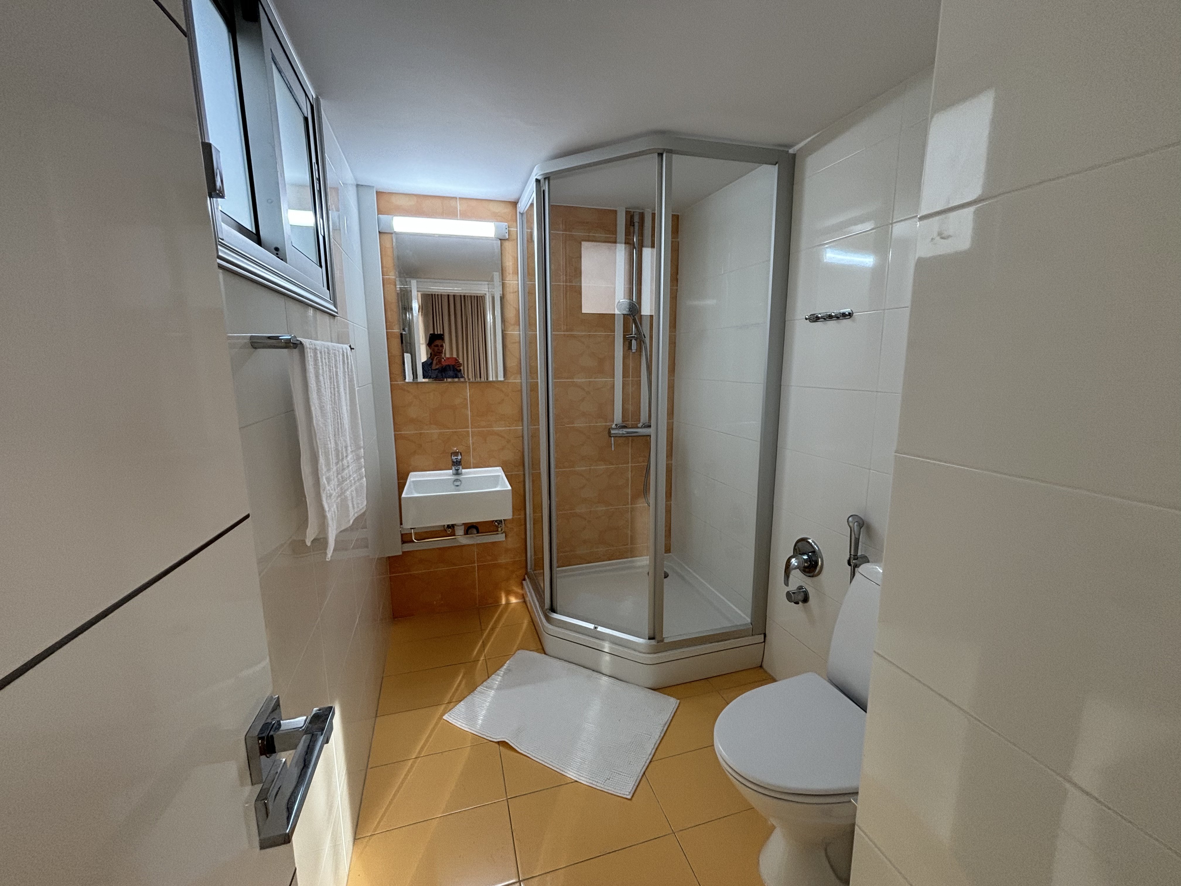 6 BR Stunning Penthouse in Agios Tychonas, Limassol photo 26