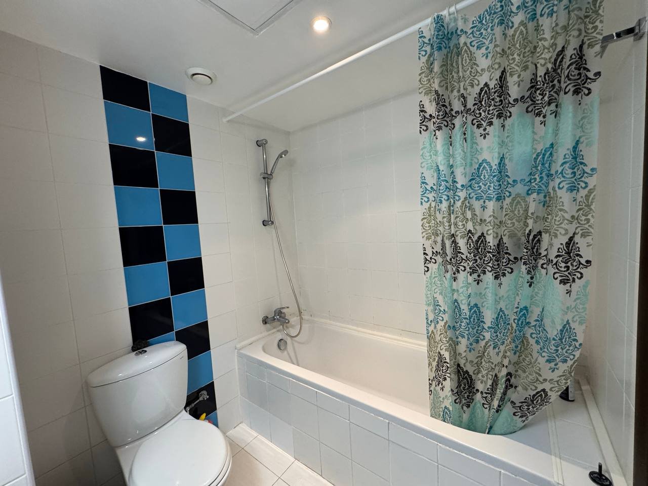 1 BR Apartment in Potamos Germasogeias, Limassol photo 5