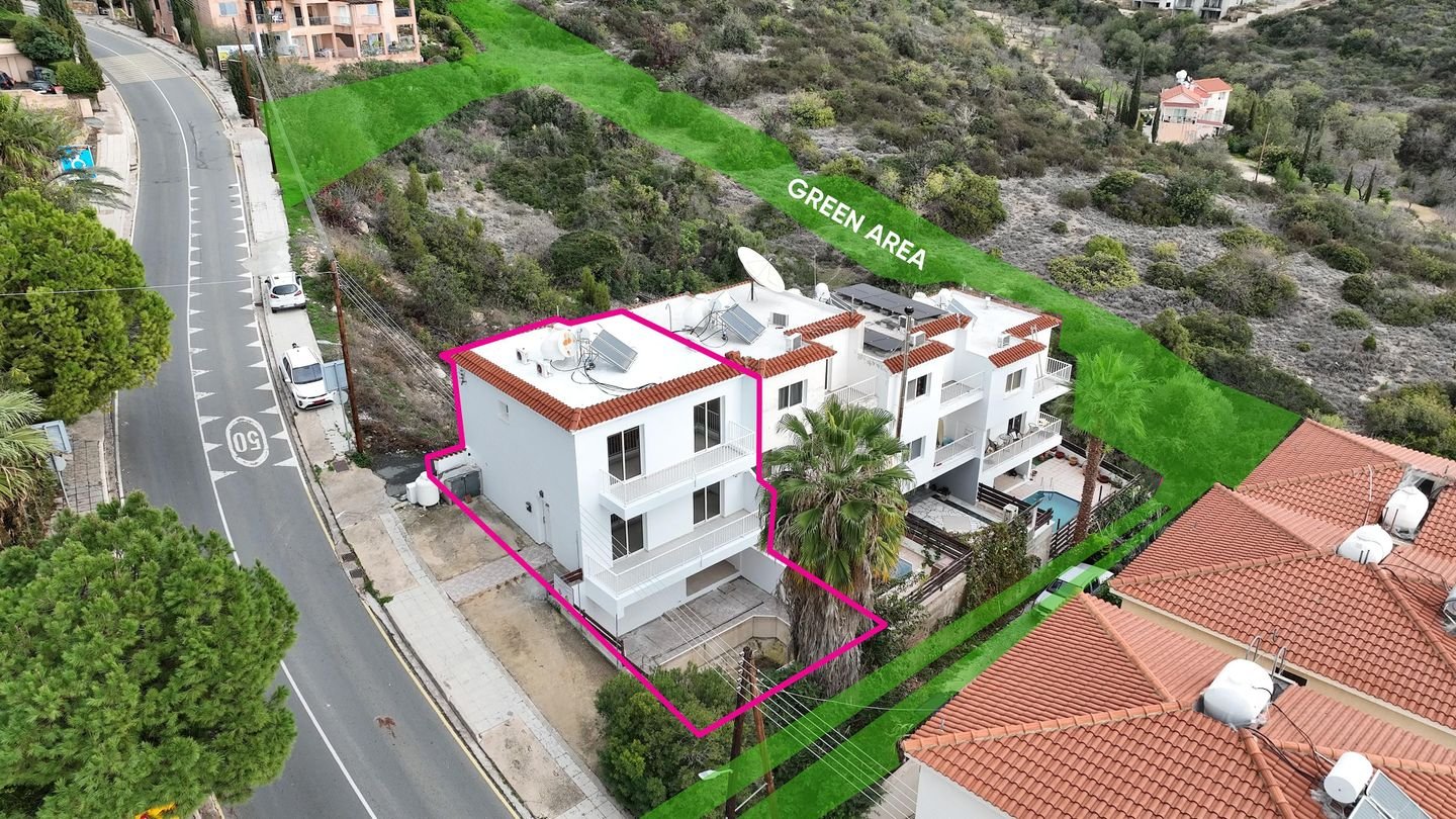 Three-Bedroom, Two Storey Semi-detached House, Tala, Paphos photo 3