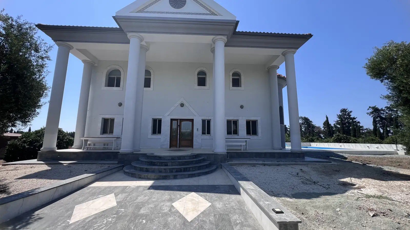 6 BR Detached House in Asomatos, Limassol photo 3