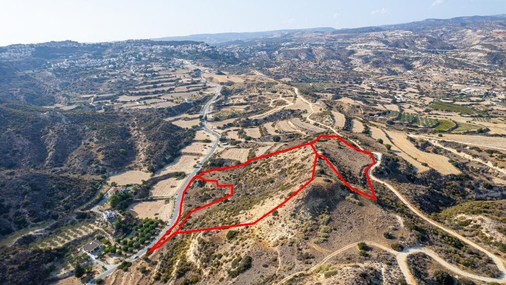 Agricultural fields in Pissouri, Limassol photo 4