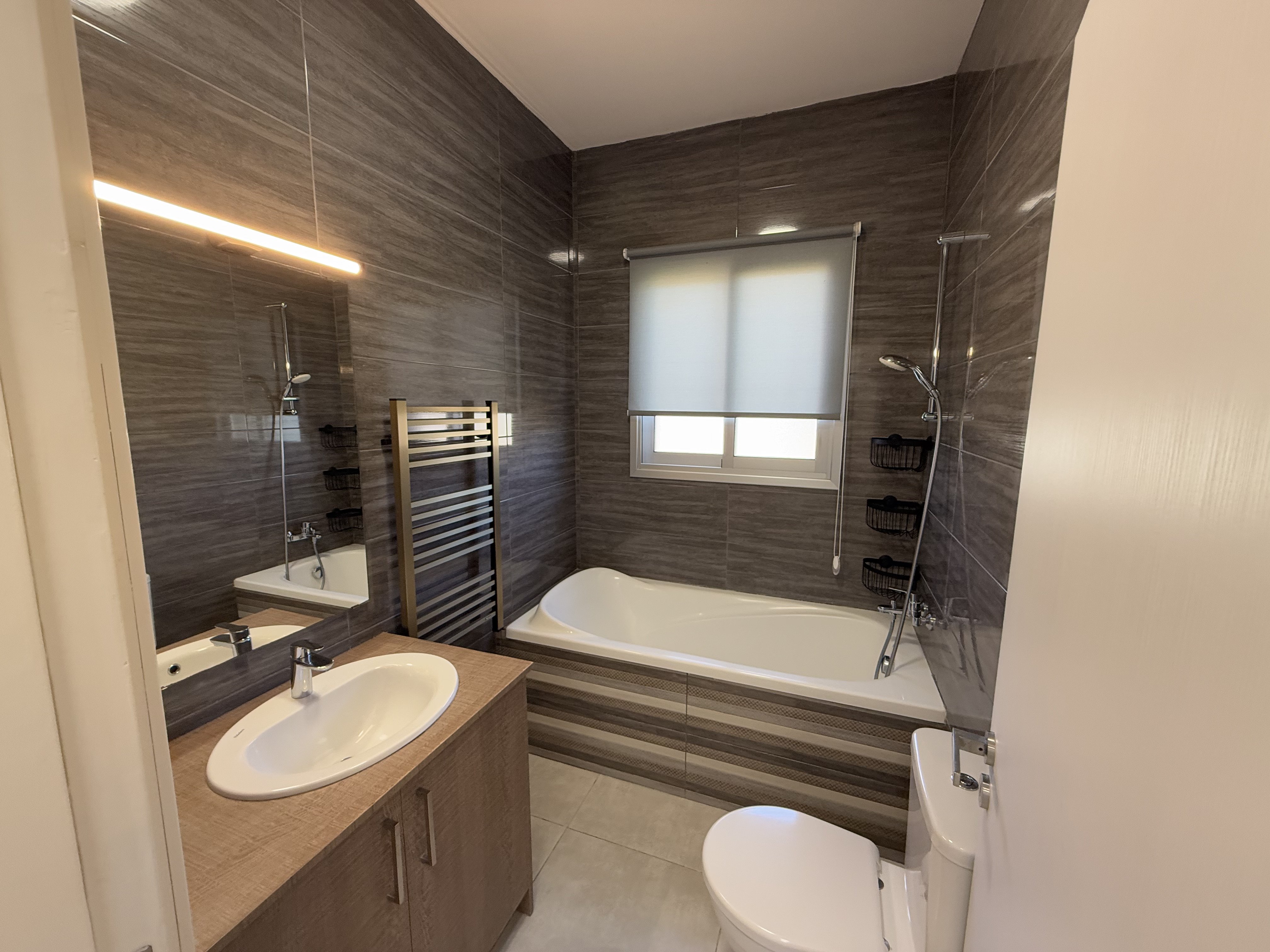 2 BR Apartment in Ypsonas, Limassol photo 9