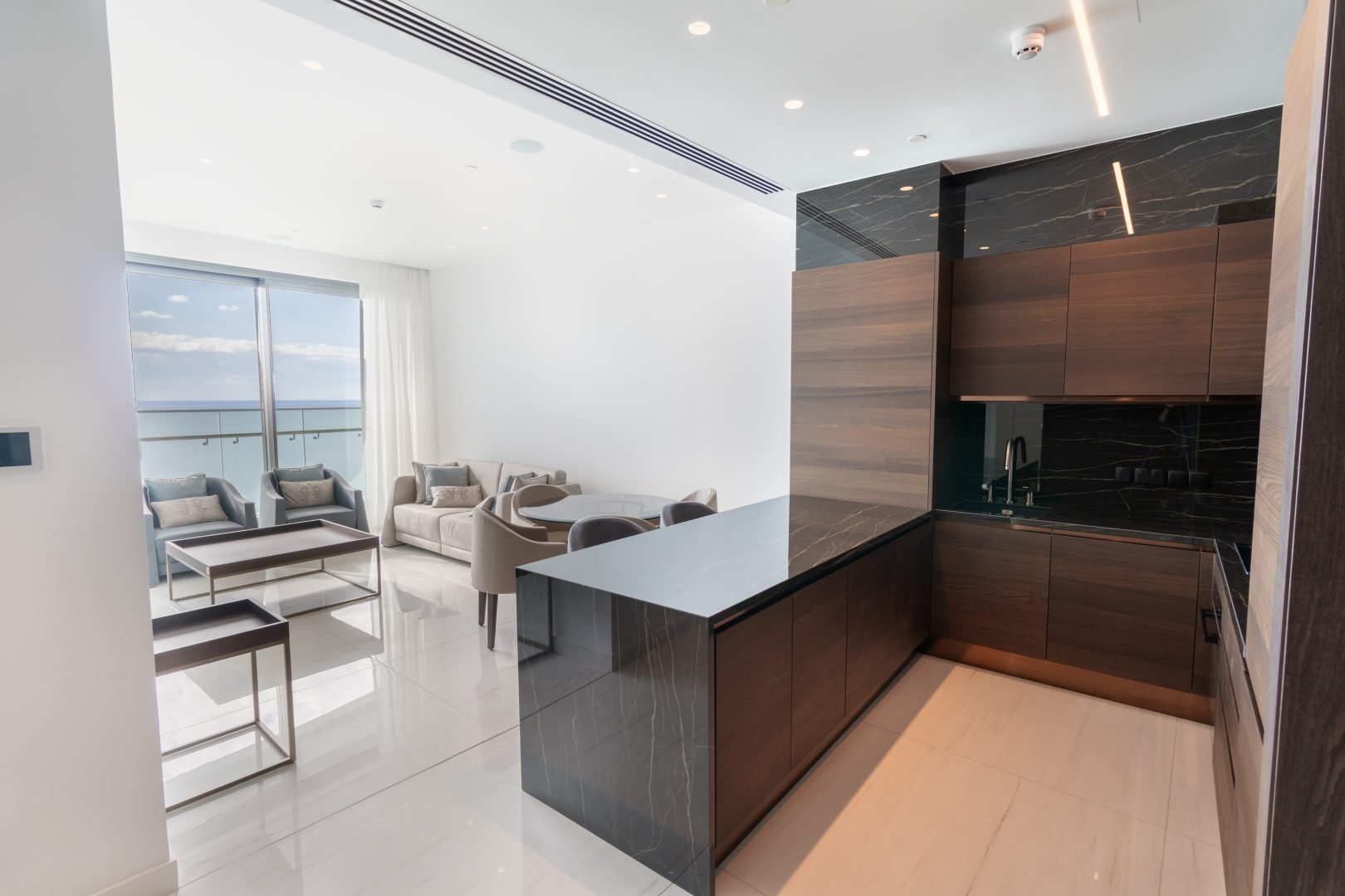 2 BR Apartment in Germasogeia, Limassol photo 4