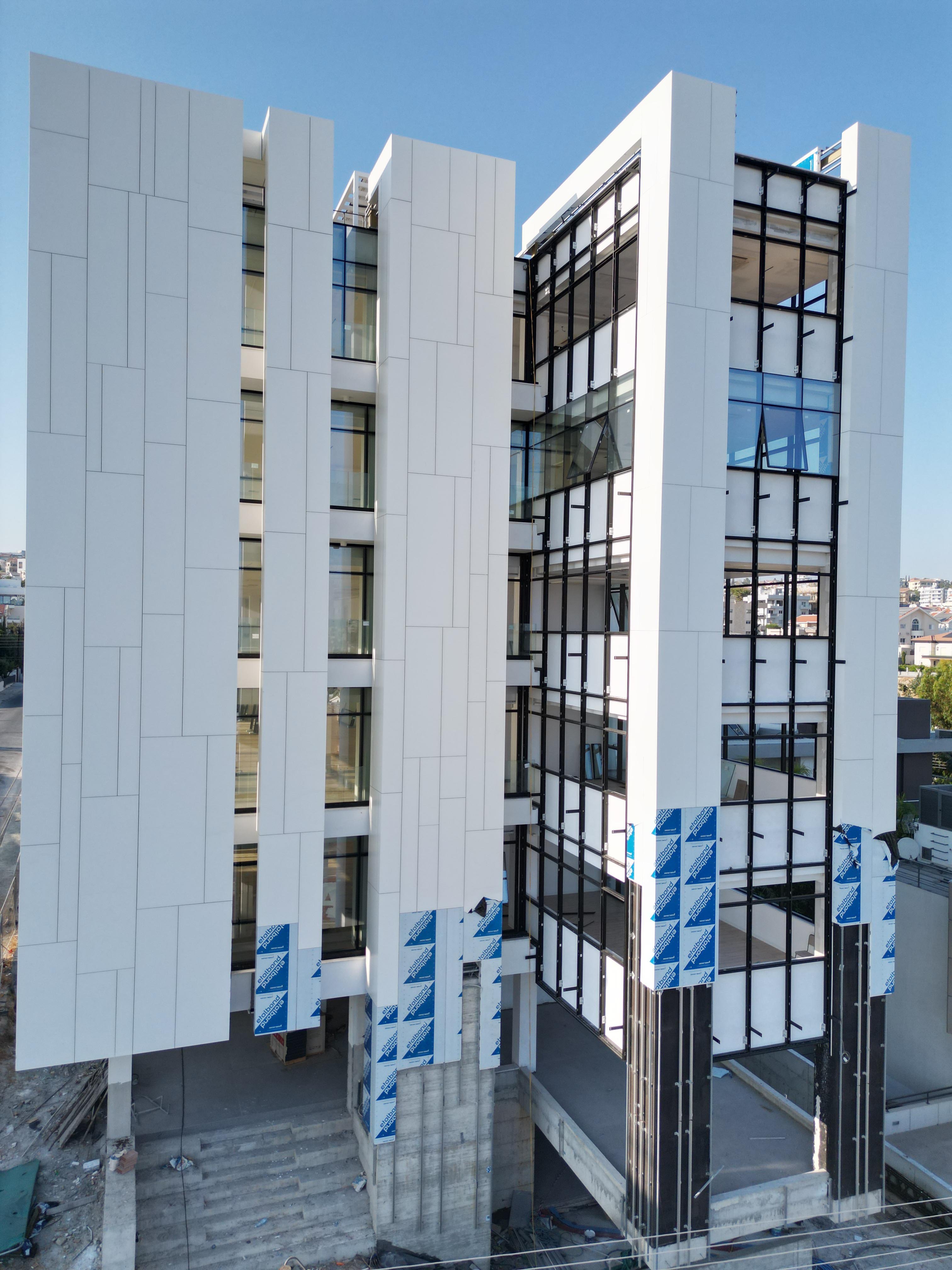 Fifth floor + roof garden of an office building in Limassol photo 5