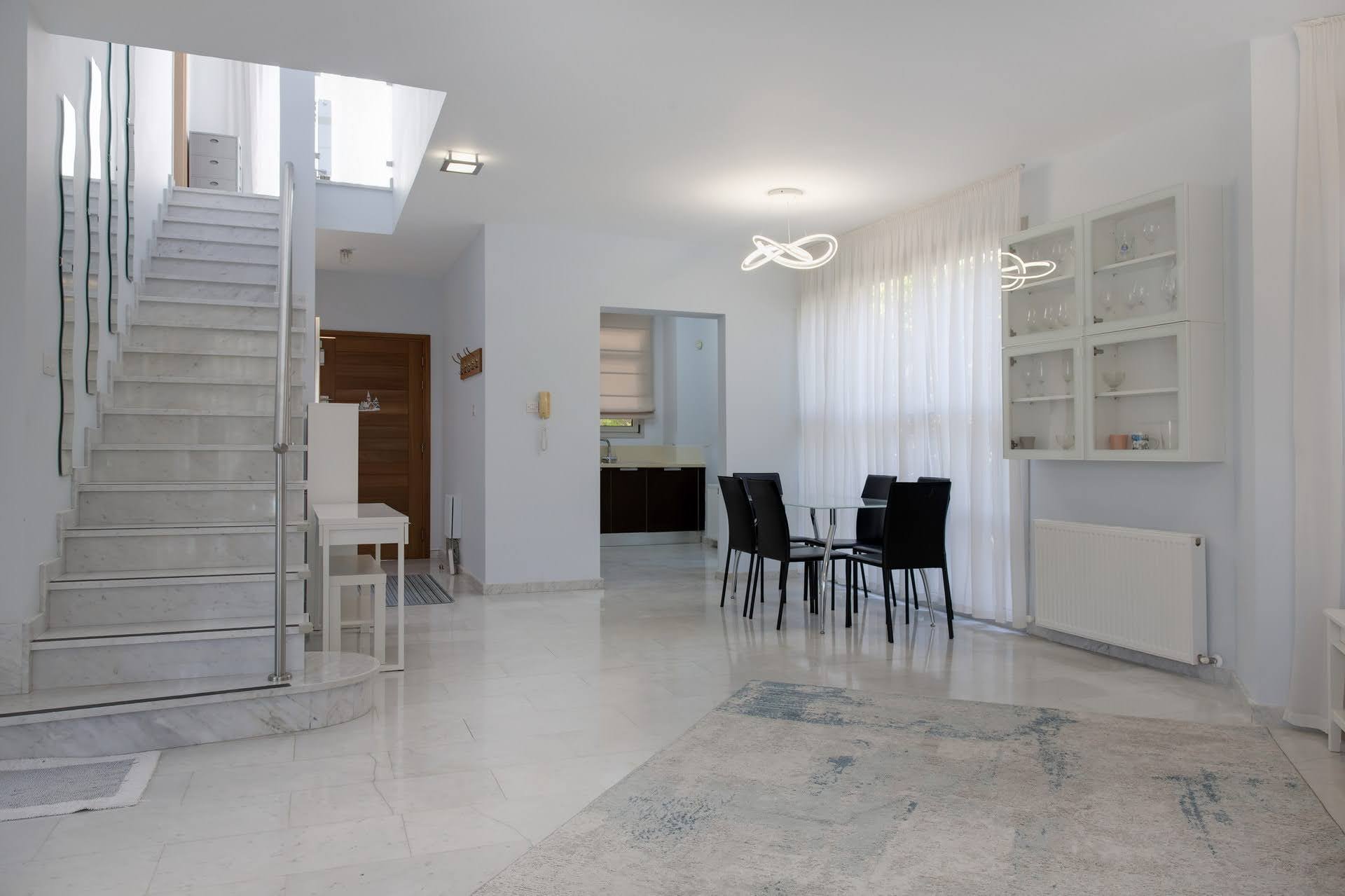 3 BR Villa in Agios Tychonas, Limassol photo 2