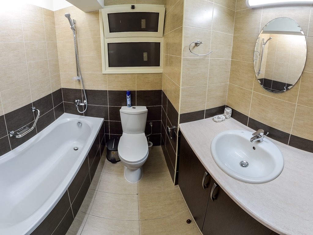 3 BR Apartment in Mouttagiaka, Limassol photo 9