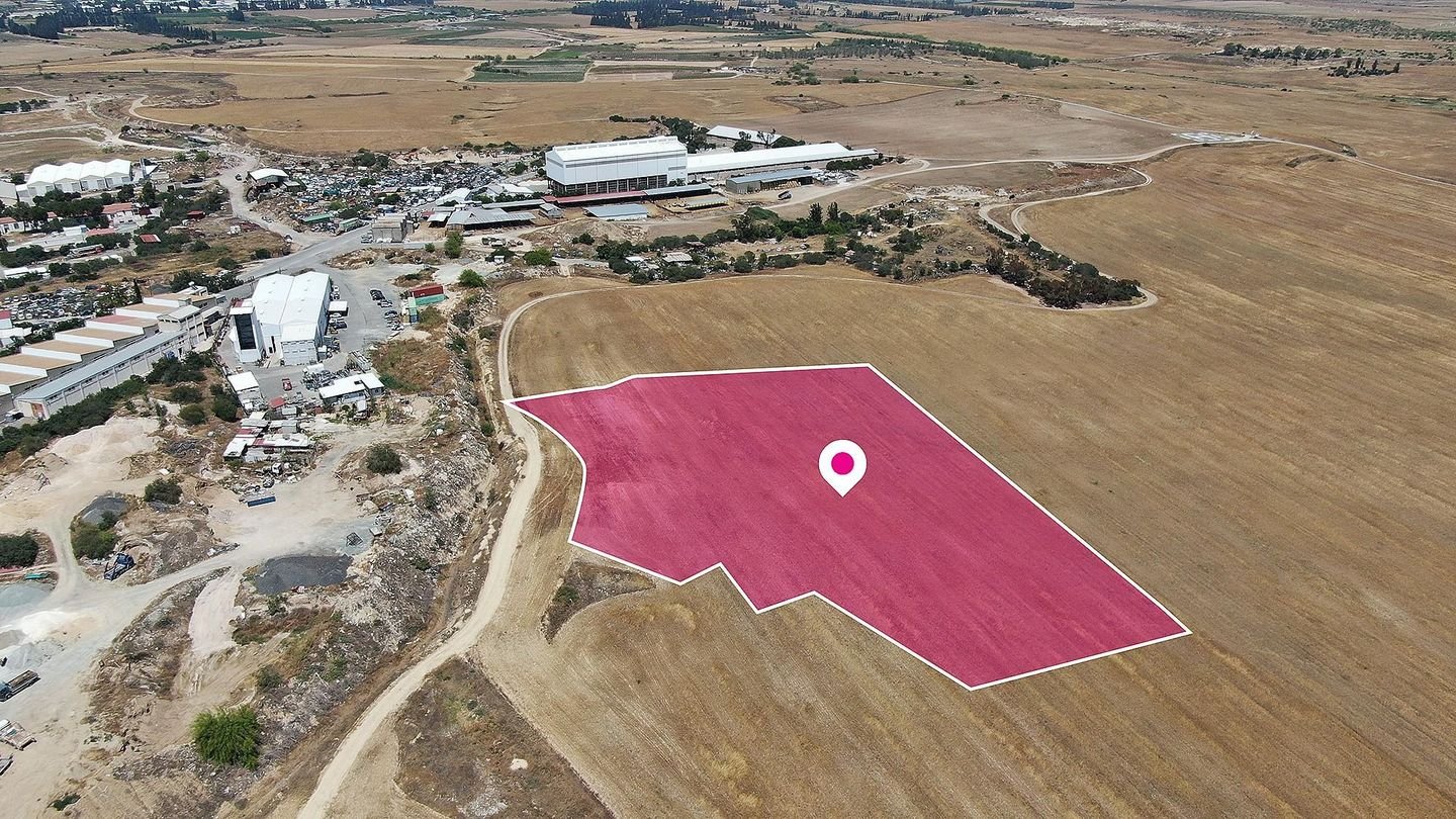 Industrial Field in Panagia, Nicosia photo 4