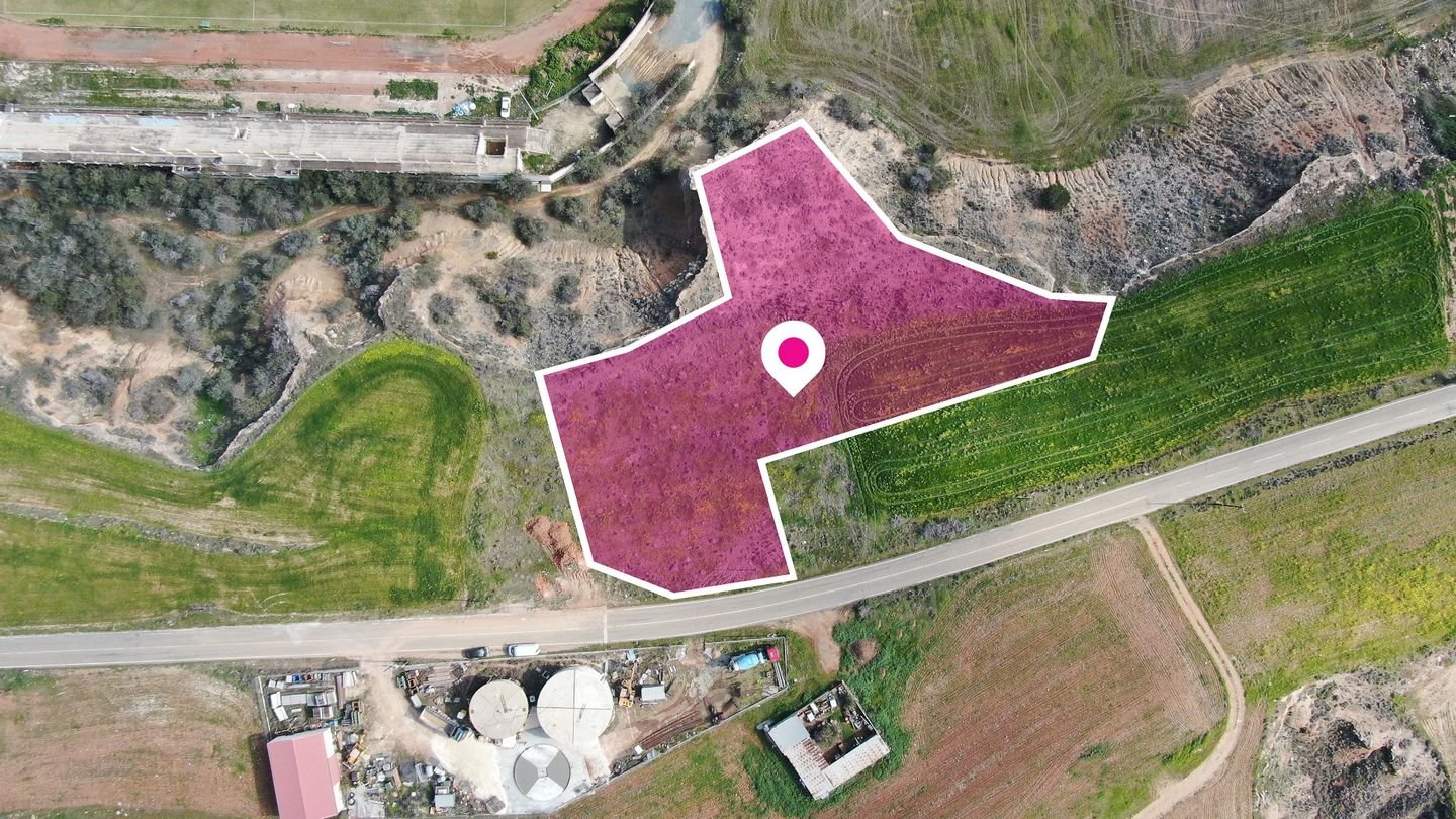 Share of Agricultural field, Palaiometocho, Nicosia photo 4