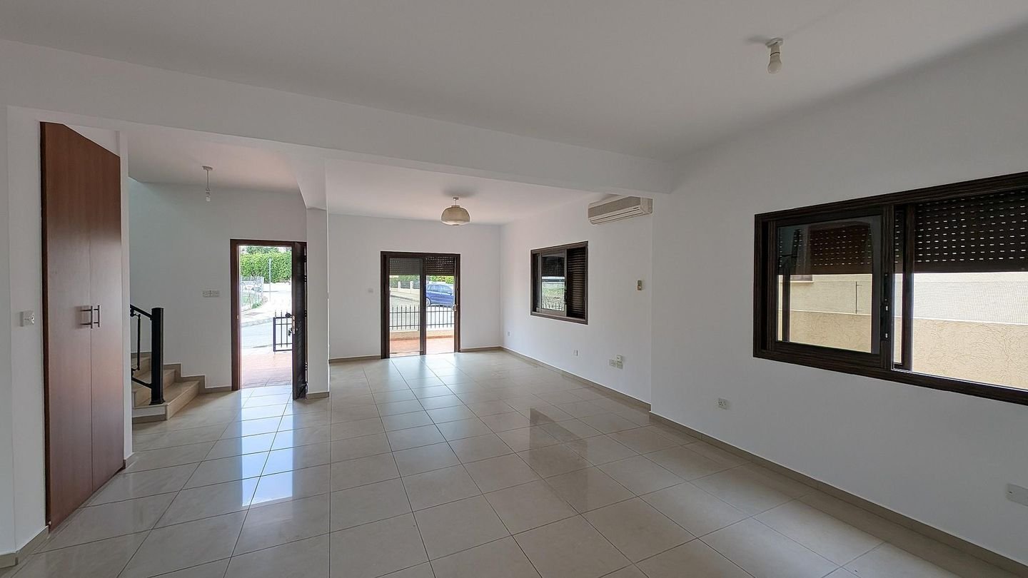Two Storey Detached House, Germasogeia, Limassol photo 11