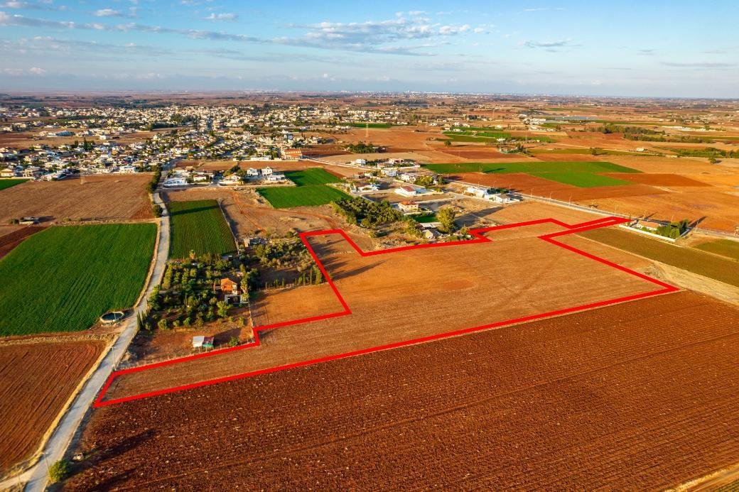 Agricultural field in Avgorou, Famagusta photo 4