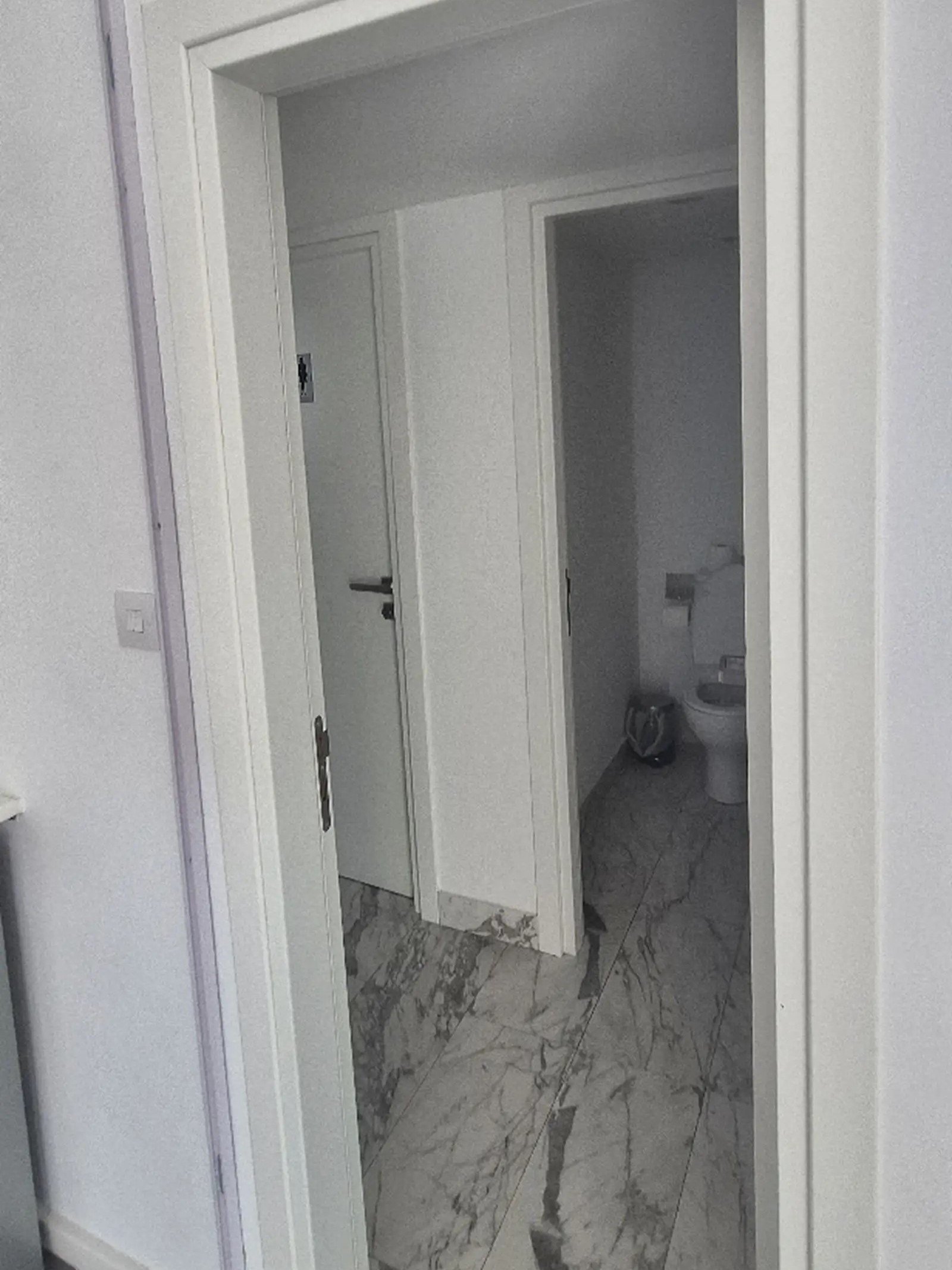 Fully Renovated Office in Agia Zoni, Limassol photo 7