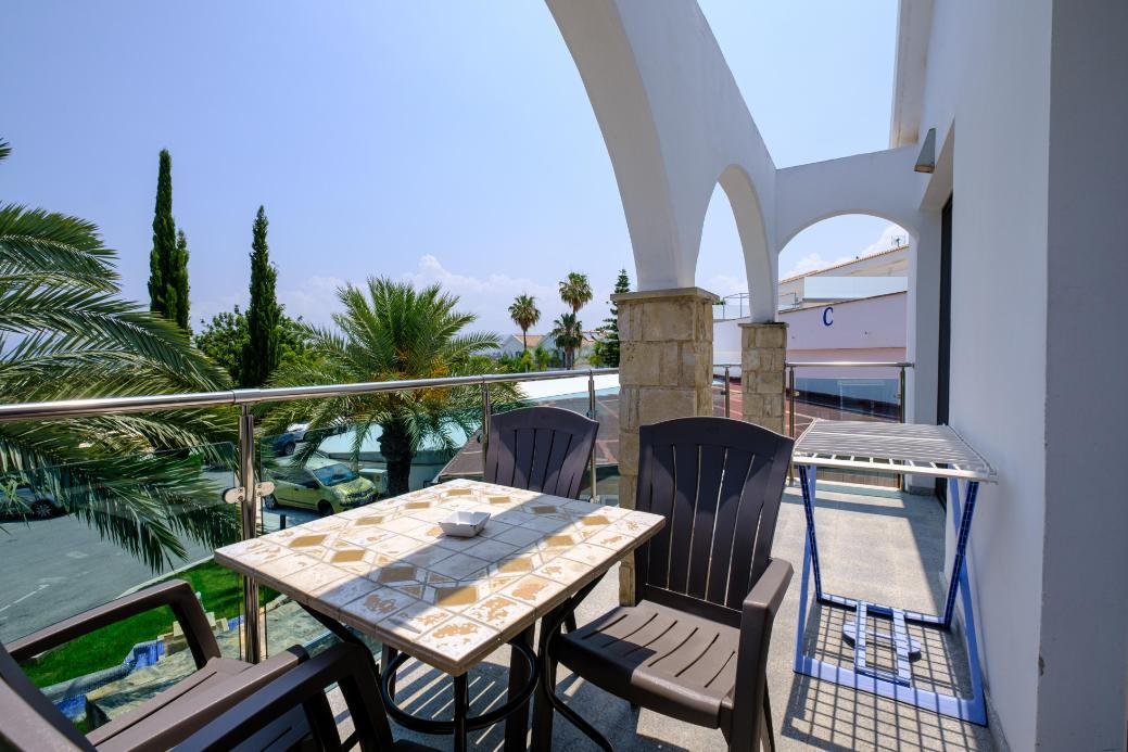 2-bedroom apartment in Latchi, Paphos photo 15