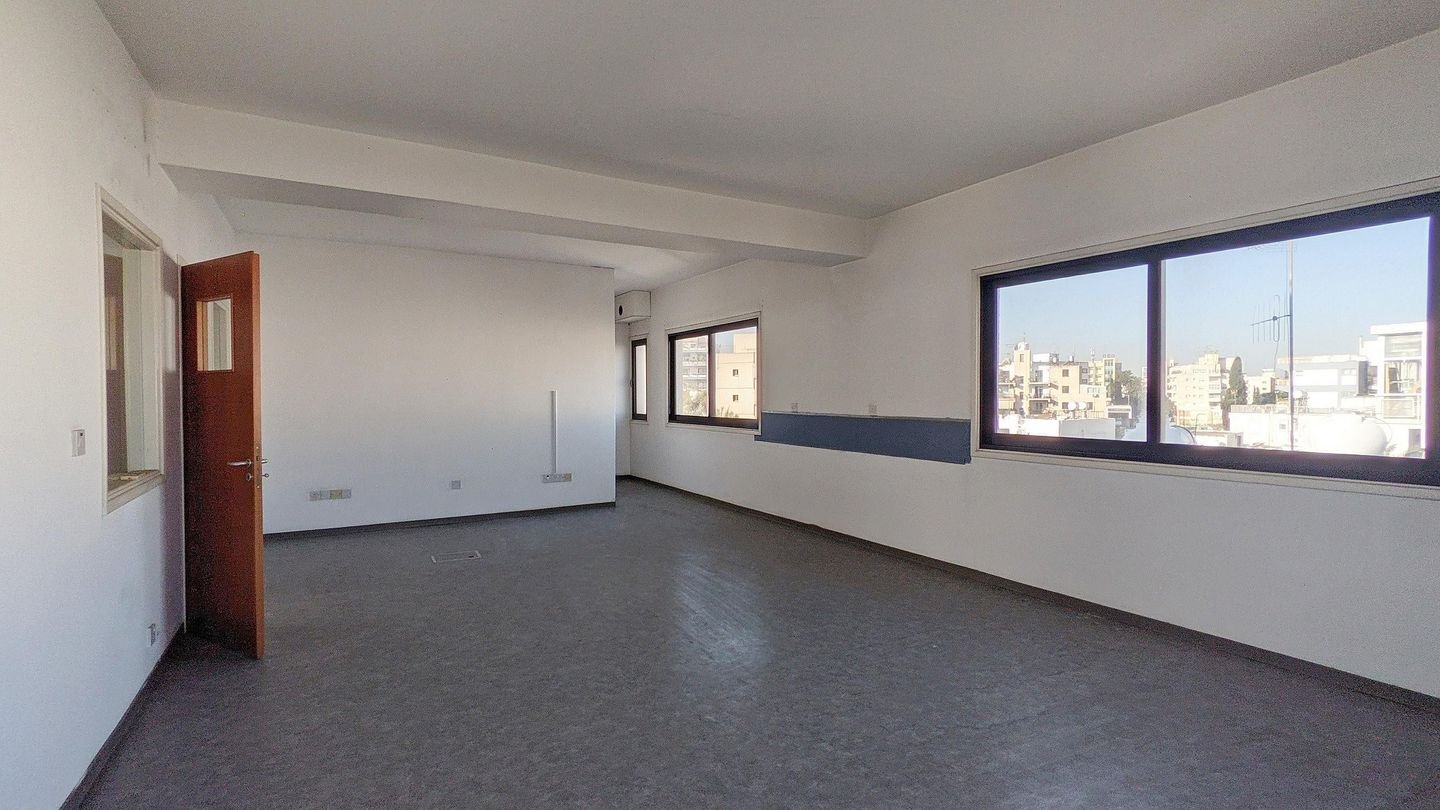 Whole Floor Office Unit in Larnakos Avenue, Nicosia photo 18