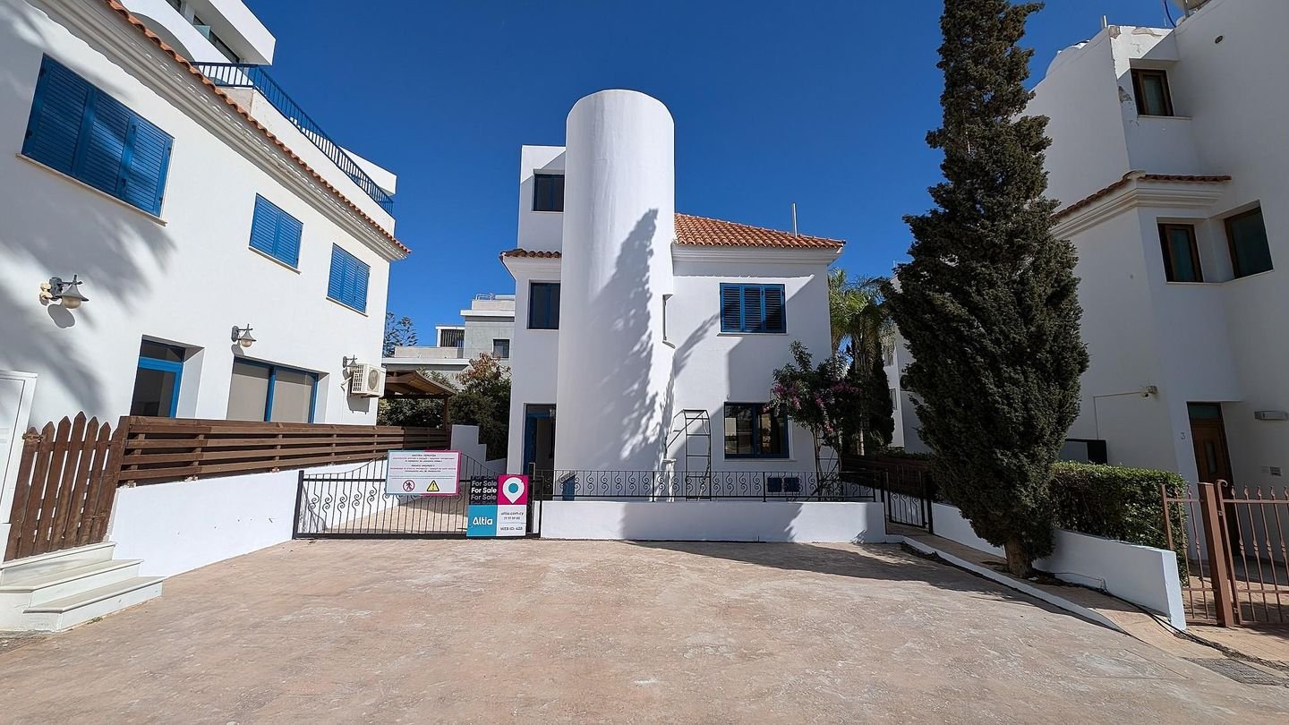 Steps from the beach - Detached Coastal House in Paralimni, Ammochostos photo 6