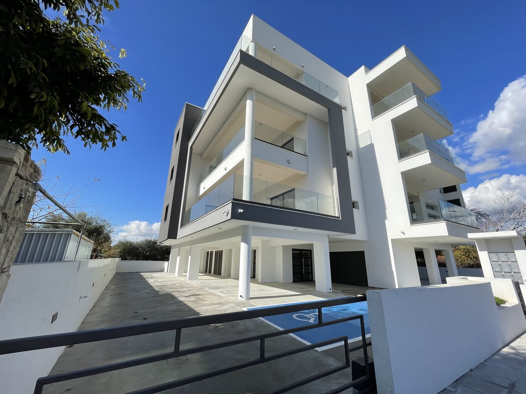 3 BR Apartment in Potamos Germasogeias, Limassol photo 16