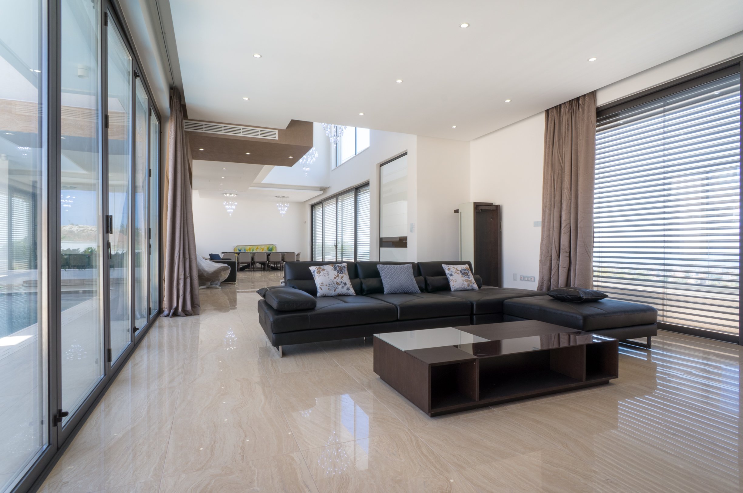 4 BR Villa with a Separate 1 BR Apartment, Agia Paraskevi, Limassol photo 3