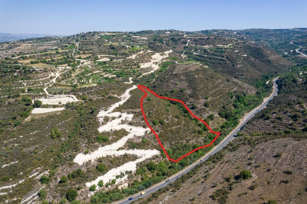 Agricultural field in Kallepeia, Paphos photo 4